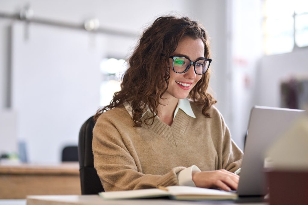 girl in front of computer